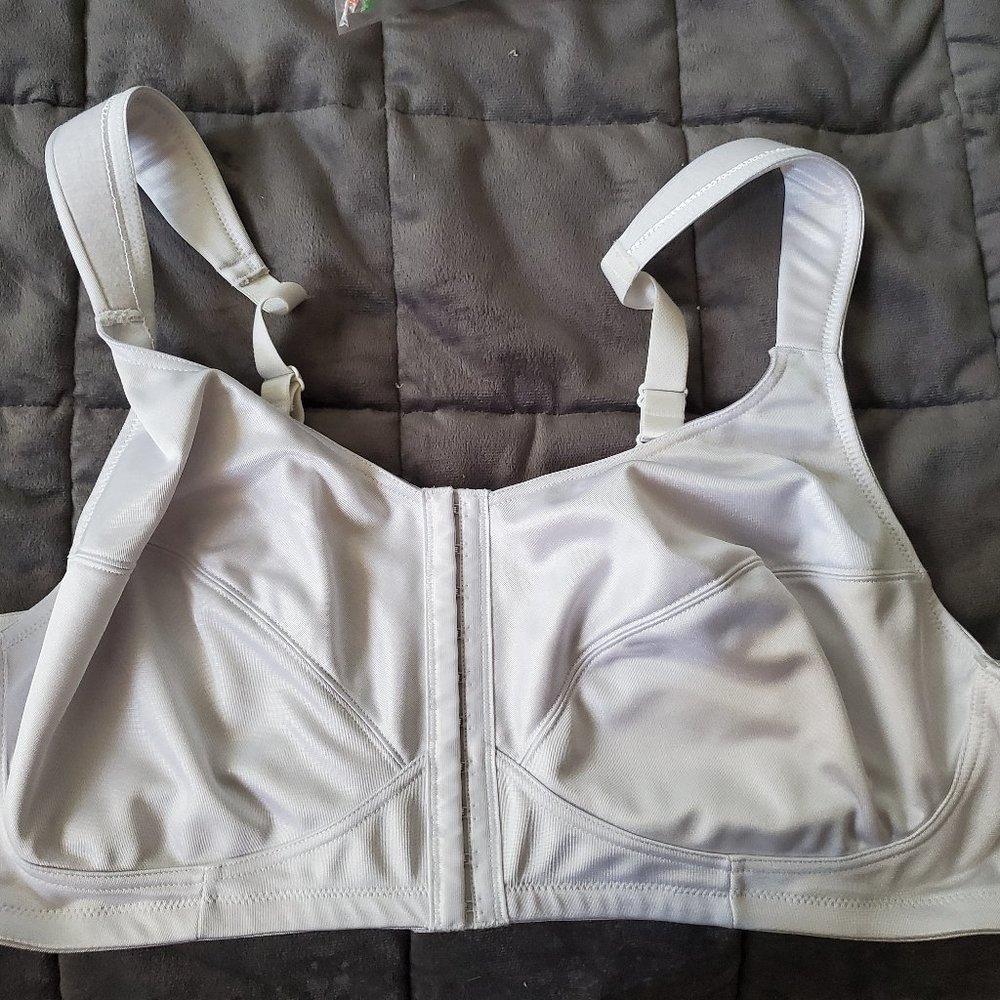 Front Clasp Bra 46DD